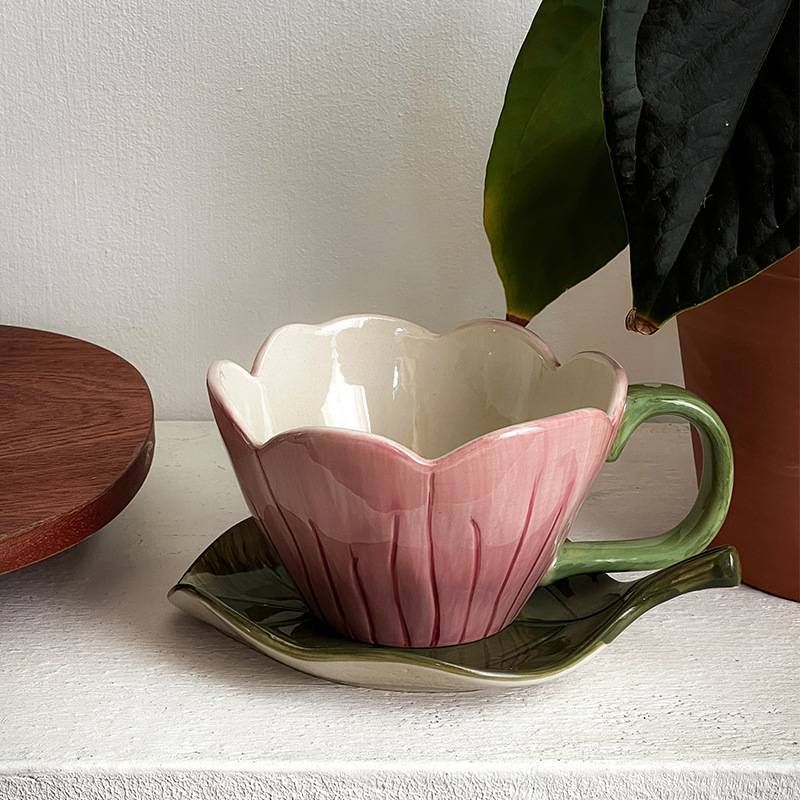 Niche Hand-painted Tulip Flower Ceramic Coffee Cup And Saucer Set Vintage Cup Afternoon Tea Latte Art Water Cup_voghion.com