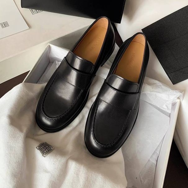 Damenschuhe Slip-On-Loafer – Mallet Color Block Absatzschuhe (Schick & Mühelos)_voghion.com