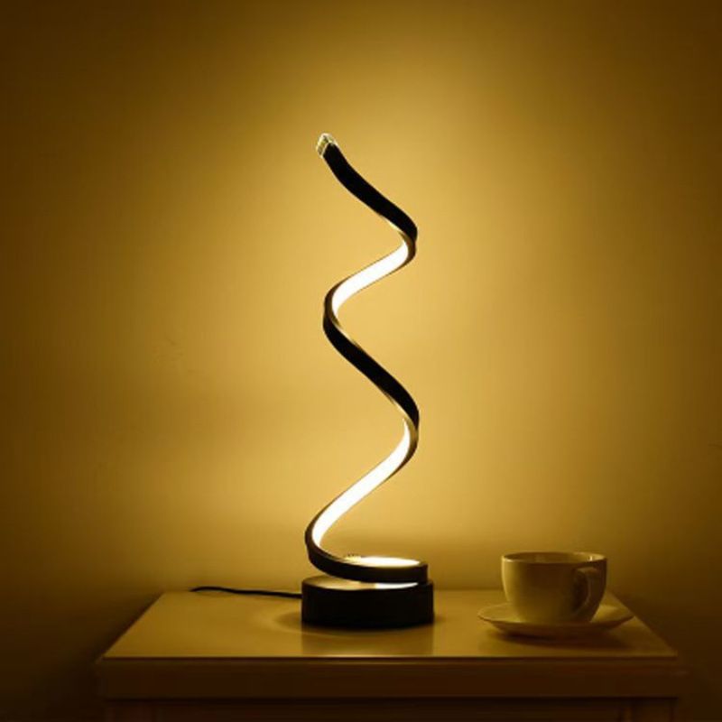 Lampe de chevet LED nordique pour chambre à coucher, style créatif, luminaire décoratif d'intérieur, idéal pour un bar ou une table de chevet_voghion.com