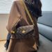 2023 nuova catena di moda singola spalla obliqua straddle piccola borsa versatile borsa a busta retrò piccola borsa quadrata marea_voghion.com