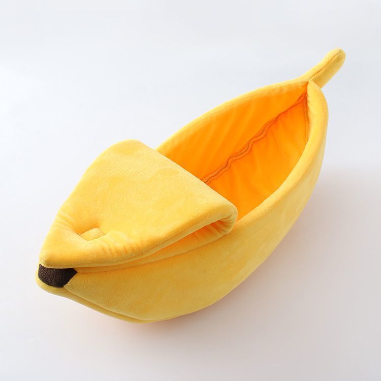Creative Dog Banana Shape Cat Winter Warm House Pet Supplies_voghion.com