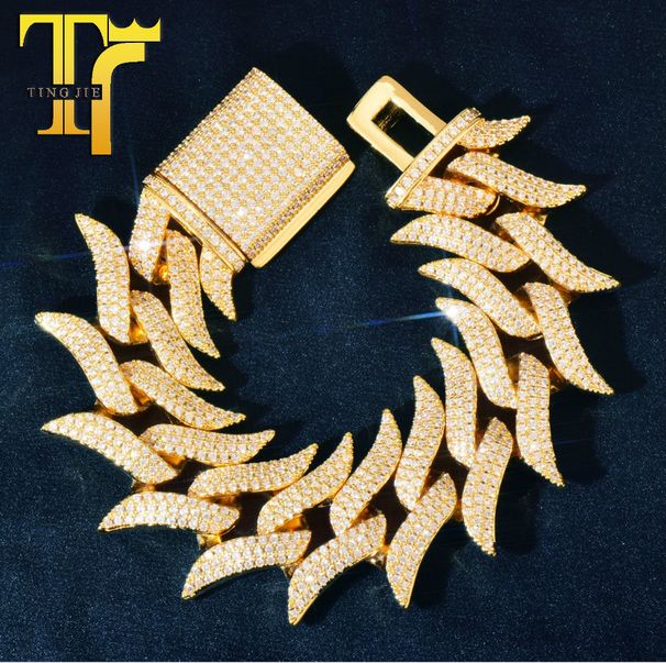 Hip-Hop Personality Style Versatile Full Diamond Cuban Chain Copper Inlaid Zircon Rap Accessories Bracelet_voghion.com