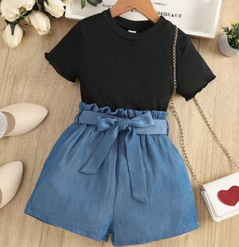 Tween Girl Solid Tee & Paperbag Waist Belted Shorts_voghion.com