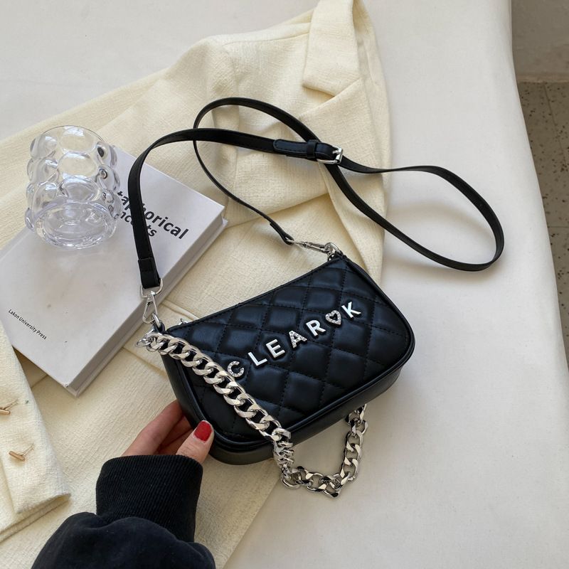 2023 neue Trendy Mode frauen Taschen Vielseitige Unterarm Taschen Mode Brief Kette Taschen Vielseitige Schulter Taschen_voghion.com