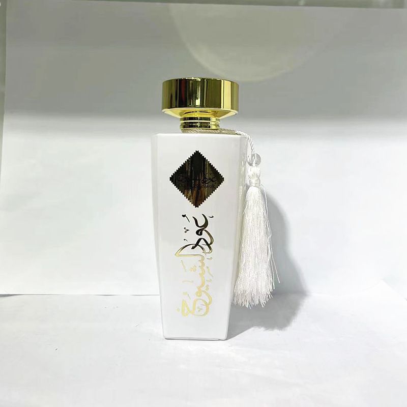 Parfum nou 2024, parfum arab din Orientul Mijlociu, cutie cadou alb-negru, de înaltă calitate, Dubai, Vietnam, oriental transfrontalier_voghion.com