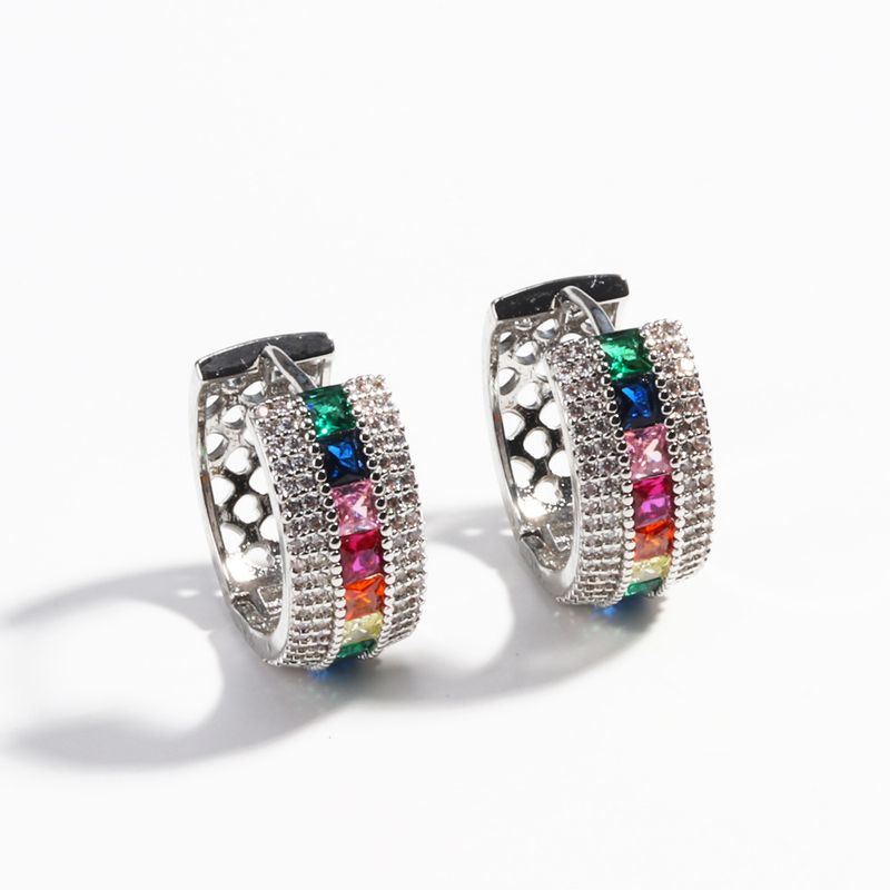 Women's Jewelry Geometric Circle Earrings With Colorful Zirconia, Minimalist Design For Everyday Wear, Fashionable And Versatile_voghion.com