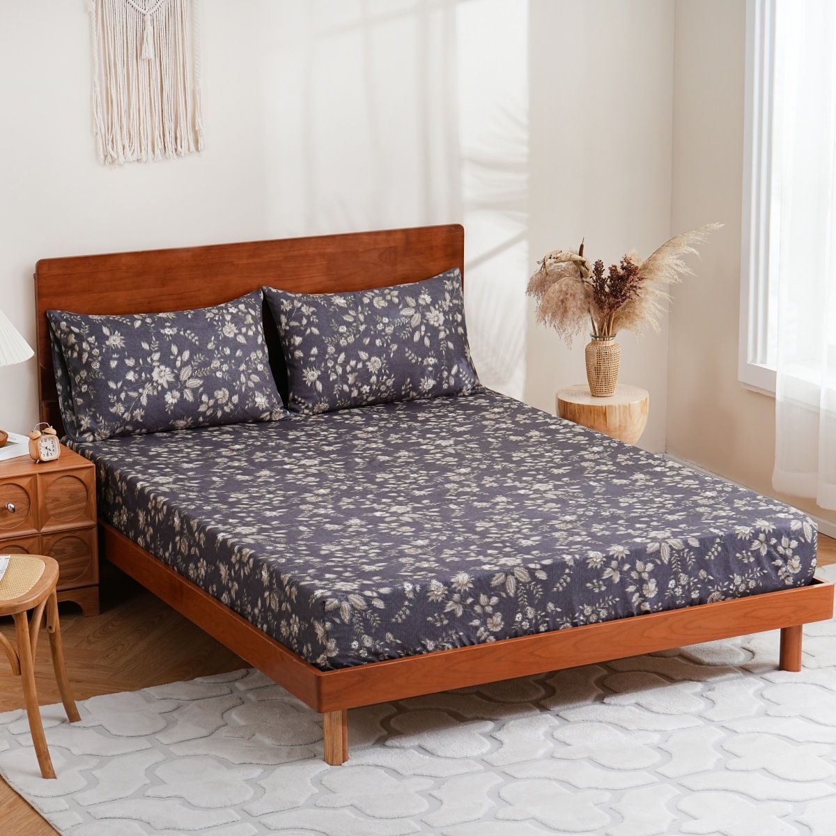 Dark Floral Luxury Bed Sheet Polyester Skin Friendly Bed Fitted Sheet Mattress Protector Fitted Sheet_voghion.com