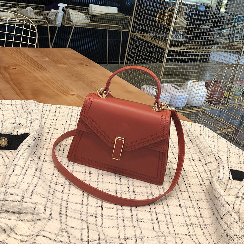 Women's 2023 Embroidered Small Square Popular and Versatile Handheld Bag, Single Shoulder Diagonal Cross Organ Bag_voghion.com