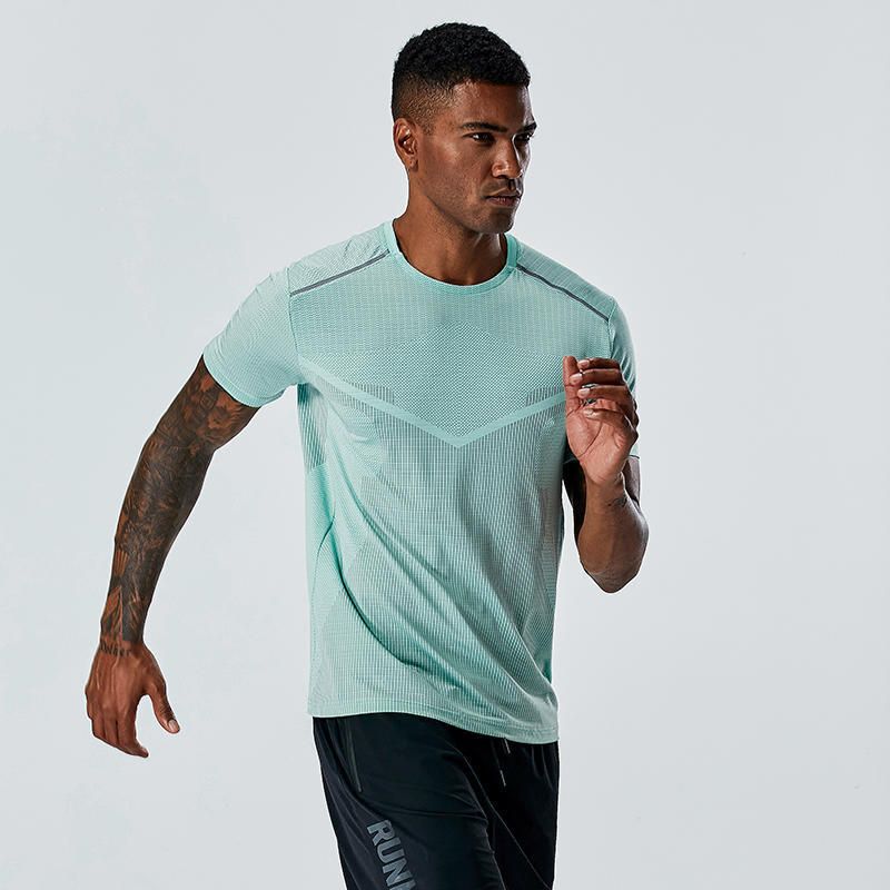 Herrenbekleidung Kurzarm-T-Shirt Herren Sport Eisseide Fitness Schnelltrocknende Kleidung Sommer Freizeit Rundhals Lose Große Laufkleidung_voghion.com