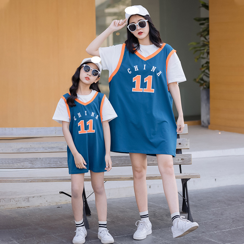 Tenue parent-enfant mère et enfant, famille d'été de trois, mère et fille, tenue parent-enfant, nouvelle combinaison de sport de loisirs, uniforme de classe de maternelle_voghion.com