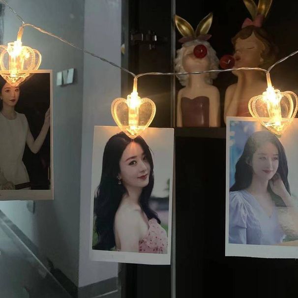 Clip-On LED String Lights – Battery Operated Fairy Lights For Photo Backdrops, Postcard Displays & Room Decor (20 LEDs, 8 Modes, Warm White)_voghion.com