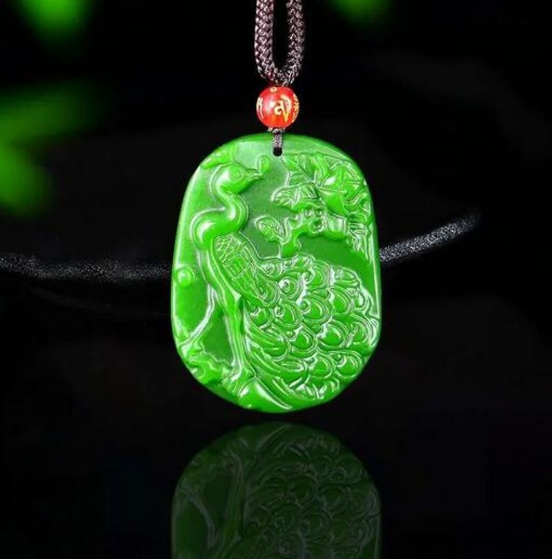Collier pendentif en pierre de Jade paon pour homme et femme, amulette naturelle, accessoire de luxe Vintage, bijoux_voghion.com
