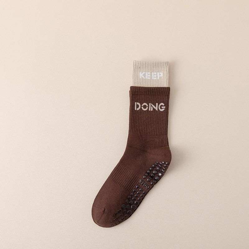 Calzini antiscivolo da yoga per donna - Calzini alla caviglia traspiranti in misto cotone con cuscinetti antiscivolo per Pilates, Barre e allenamenti in palestra (5 set di colori)_voghion.com