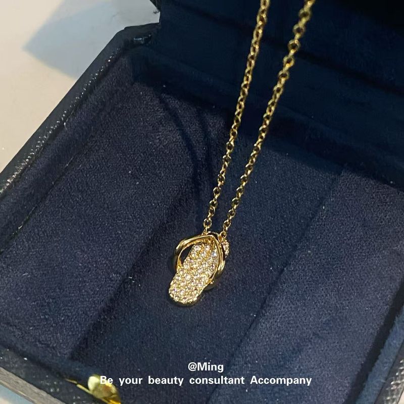 Chinelos Completos Elegantes Colar de Alta Qualidade Joias Incrustadas com Diamantes Clavícula Corrente Simples Gargantilha Versátil_voghion.com