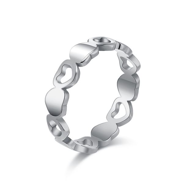 Simple light luxury hollow heart shaped titanium steel female ring ring fashionable commuting wear accessories_voghion.com