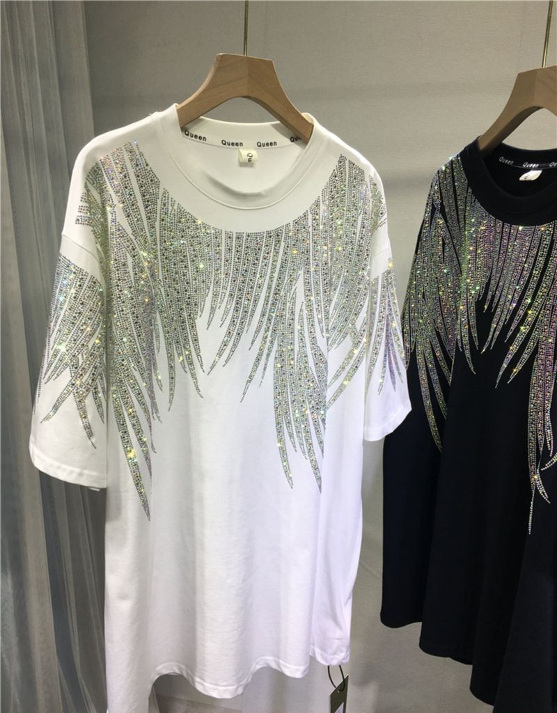 Extra große Größe 2-300 Pfund Schwerindustrie Helle Diamantfederflügel Kurzarm-T-Shirt Damen Schwarz Alterungsreduzierendes vielseitiges Top Trendy_voghion.com