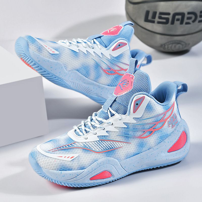 Un paio di nuove scarpe da basket da uomo, sport all'aria aperta per ragazzi adolescenti, scarpe da corsa per studenti_voghion.com