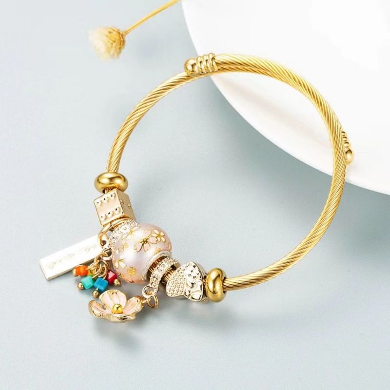 1 stk. utsøkt blomsteranheng i legering til dame, moderne og allsidig justerbart armbånd i rustfritt stål, egnet for daglig bruk._voghion.com