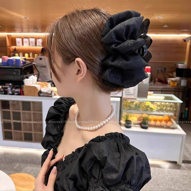 2024 New Spring Black Feather Hairpin Temperament Elegant Women Hair Claw Clips Princess Headdress Fashion Grab Clip Female Hair Accessories_voghion.com