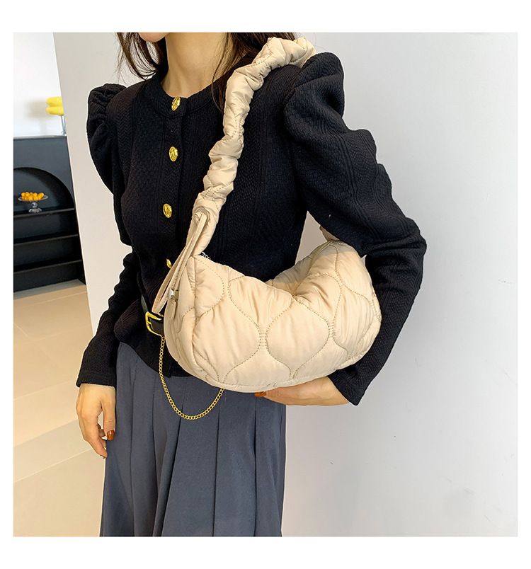 Versatile Crossbody Armpit Bag Dumpling Bag Women's New Trendy Large Capacity Commuting Single Shoulder Cotton Clothing Bag_voghion.com