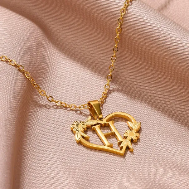 Collana con ciondolo a forma di cuore con lettere dalla A alla Z in acciaio inossidabile, placcata in oro vero, gioielli classici_voghion.com