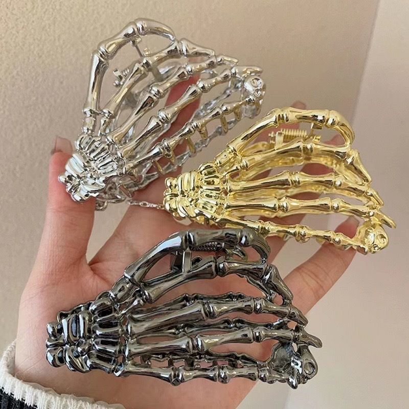 Skull Claw Personality Advanced Sense Metal Hairpin Back Head Disc Shark Clip European And American Fashion Hair_voghion.com