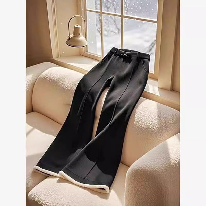 Dametøj Royal Sister Style Outfit til kvinder, moderigtigt og stilfuldt sort striktrøje, slanke og alsidige fladbukser, jakkesæt i to dele_voghion.com