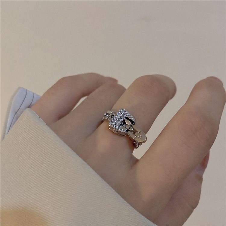 Minimalistische niche licht luxe temperament diamanten bezette riemgesp armband dames verstelbare persoonlijkheid veelzijdig_voghion.com