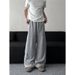 Herren Streetwear Baggy Cargohose mit weitem Bein und struktureller Schneiderei – Lässige Jogginghose mit hoher Taille in Grau und Schwarz_voghion.com