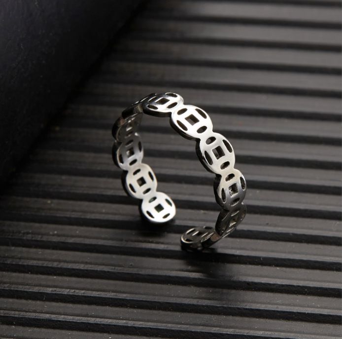 Titanstahl-Zeigefingerring im französischen Stil, personalisierter leichter Luxus-Ins-Zeigefingerring, modische Gold-Kupfer-Münze für Damen_voghion.com