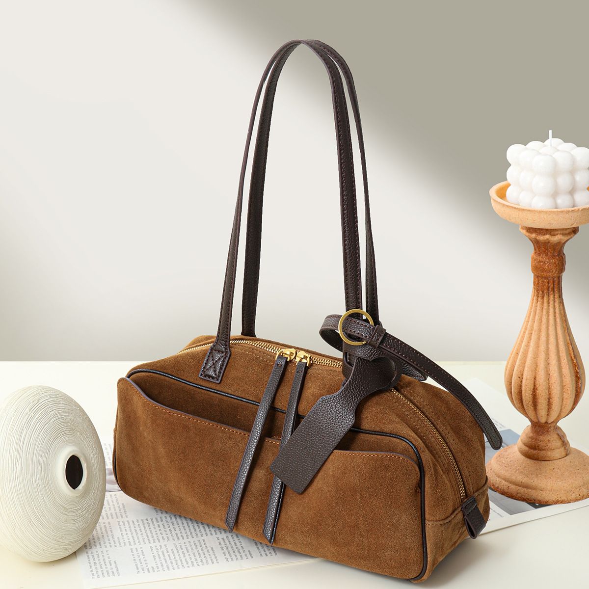Small Niche Frosted Cowhide Bowling Bag For Commuting, Large Capacity Boston Leather Hand-held Shoulder Bag For Women_voghion.com