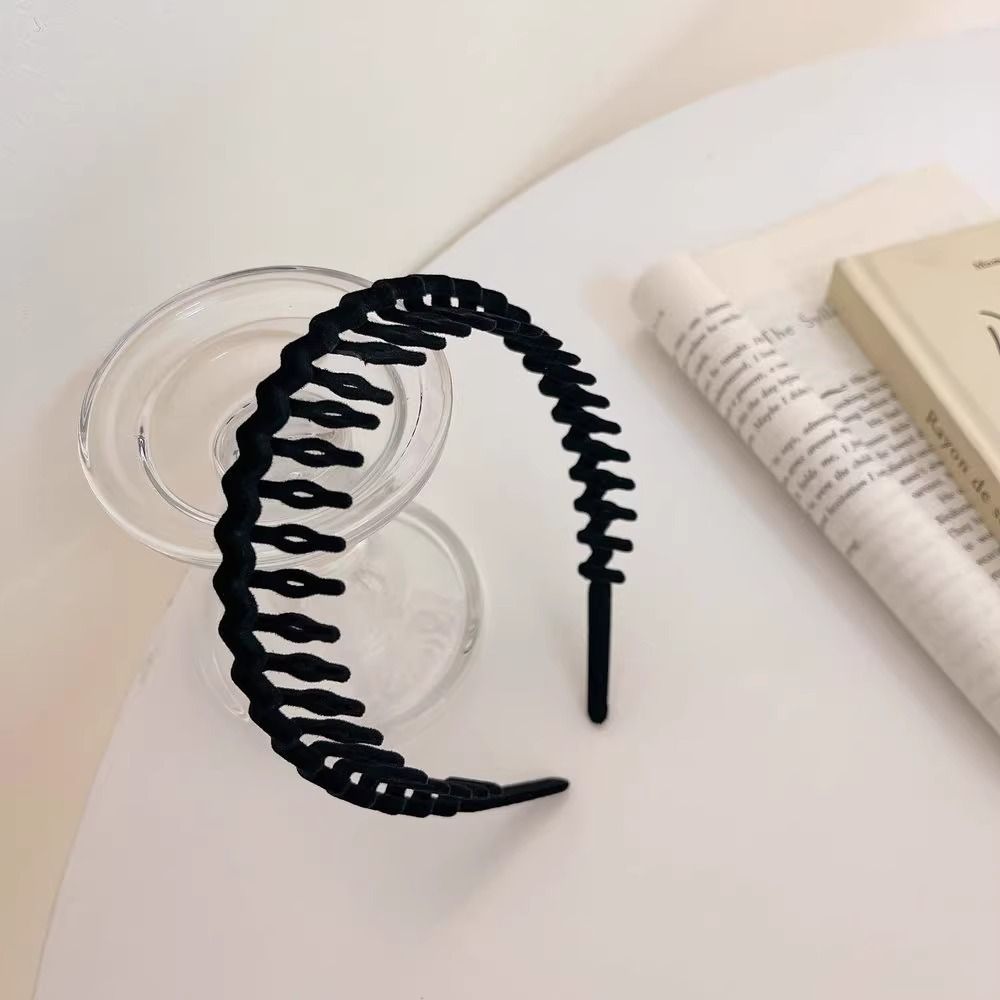 Fascia per capelli in acrilico floccato, fascia per capelli lavabile, stile nuovo per celebrità di Internet, con denti per gestire i capelli sciolti_voghion.com