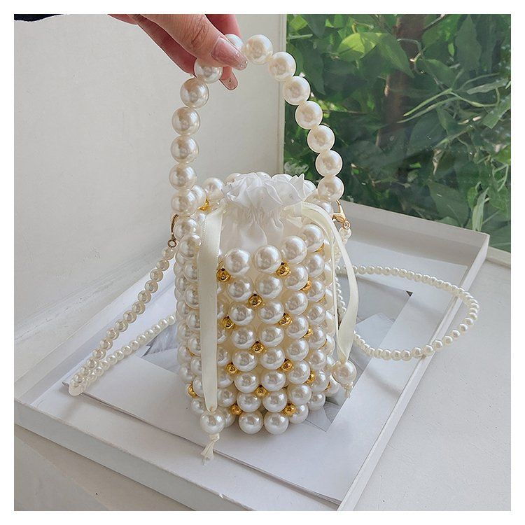 Seau tissé à la main pour femmes, sac à bandoulière asymétrique avec perles coréennes, nouvelle collection 2024_voghion.com