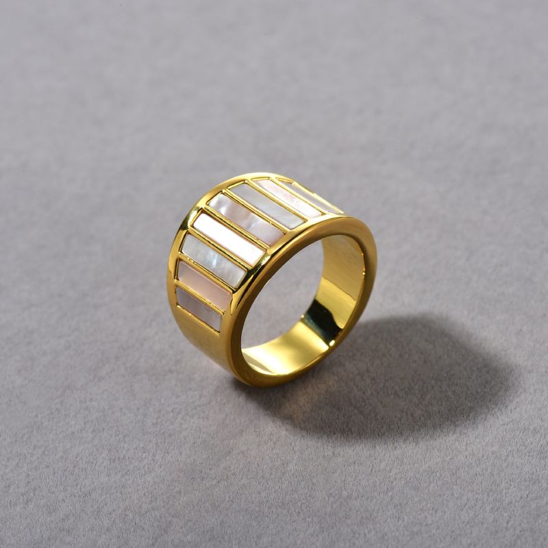 Trendy Leichter Luxus Mittlerer Antiker Weißer Fritillaria Ring Leichter Luxus Nischendesign High-End Retro Kupferplattierter Echtgoldring_voghion.com