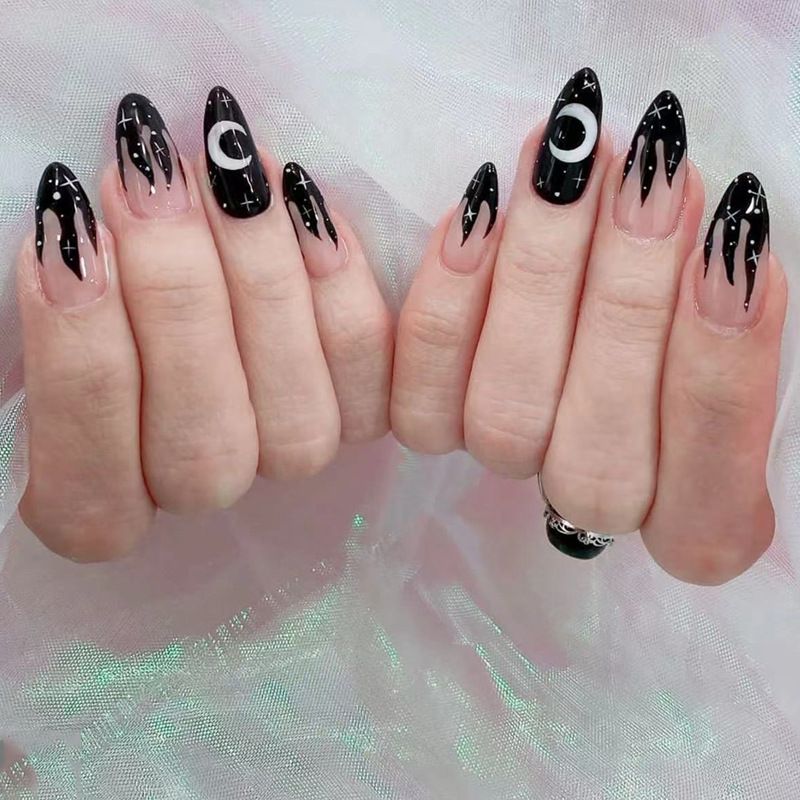 Unghie finte a spillo lungo 24 pezzi Unghie finte di mandorla di Halloween con disegno di sangue Indossabile Stampa sulle unghie Ovale Ful_voghion.com