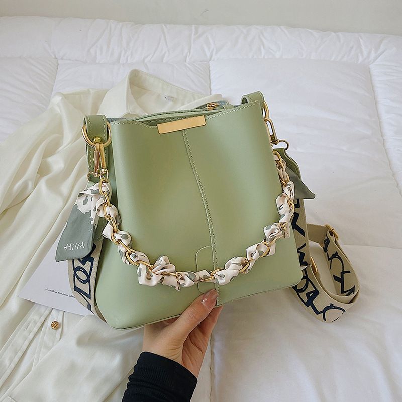 Simple and fashionable casual chain bucket ladies' stylish shoulder bag, crossbody bag_voghion.com