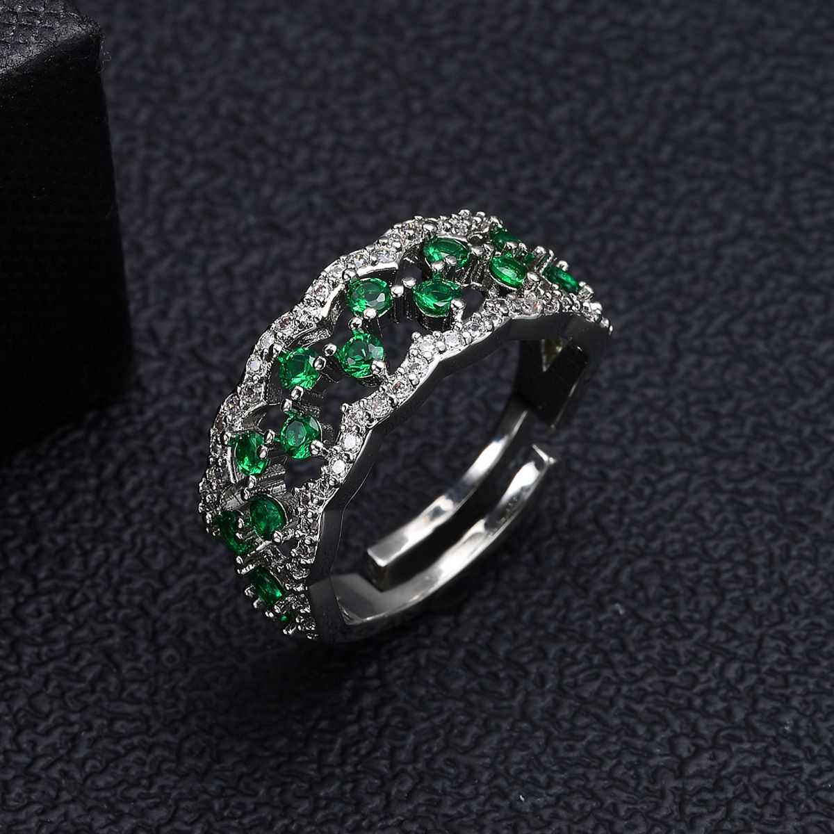 Women's Jewelry Elegant Open-Ended Zircon Ring With Dreamcatcher Design, Electroplated Copper Statement Ring For Everyday Wear_voghion.com