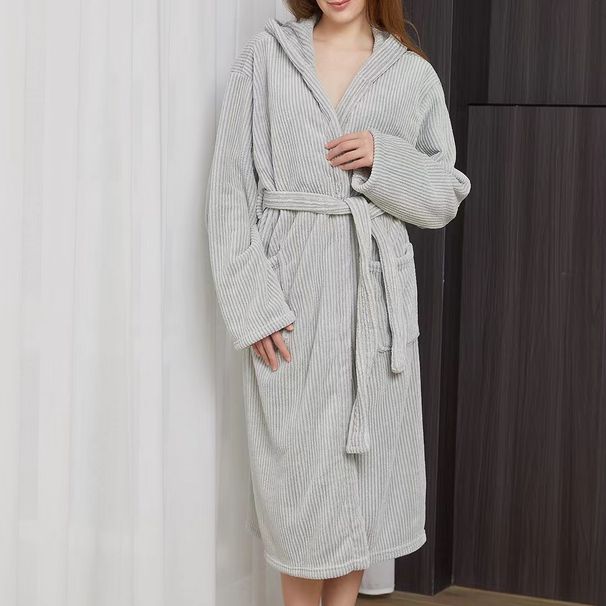 Finvävd mikrofiberfleecebadrock Nålrandig absorberande badrumsbadrock Mjuka hemkläder med huva_voghion.com