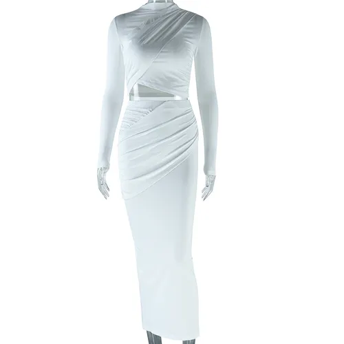 Plissierte zweiteilige Sets für Damen-Outfits mit Rundhalsausschnitt, unregelmäßigen Tanktops und langem Freizeitrock für Damenpartys_voghion.com