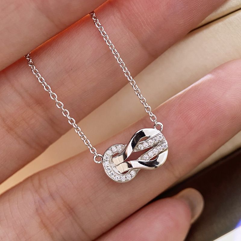 Collana unisex con cintura infinita a doppio strato placcata in oro con fibbia a ferro di cavallo, ciondolo a catena in argento per clavicola femminile_voghion.com