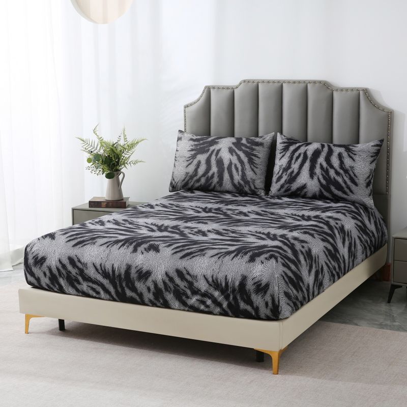 Black And Gray Zebra Pattern Animal Bed Sheet Polyester 3D Printed Bedspread_voghion.com