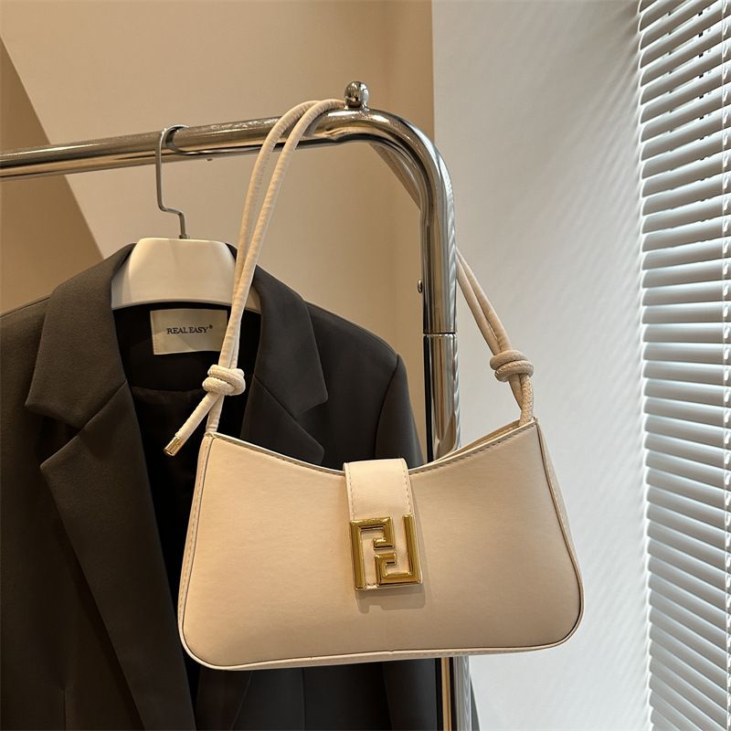 Borsa a tracolla versatile alla moda, da donna, autunno inverno 2025, con tracolla a catena, di alta qualità e texture di alta qualità._voghion.com