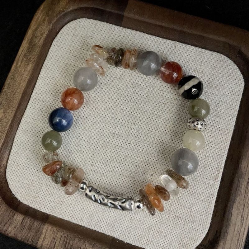 Bracciale multitesoro in argento martellato con agata cianite brasiliana naturale a forma di fiore rosso, stile di design di nicchia_voghion.com