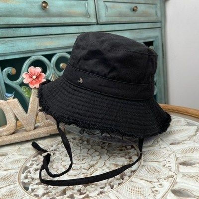 Pălării de iarnă cu bor larg, în carouri, calde, pentru artist, Beanie, Hundred, de designer, cu găleată, Le Casq S_voghion.com