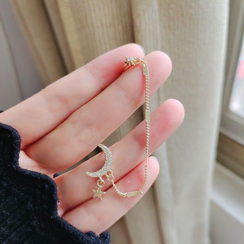 Orecchini multiuso con nappa snellente in stile coreano con stella e luna in zircone e perle d'argento_voghion.com