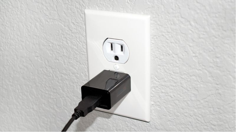 Quick Charging for Mobile with EN/USA & 110v Outlet Compatibility_voghion.com