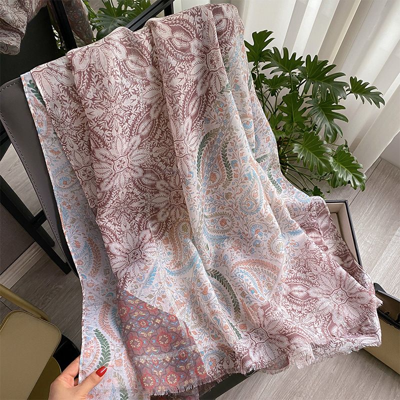Summer New Plant Flower Pattern Unique Natural Fashion Elegant Women's Cotton and  Sunscreen Scarf_voghion.com