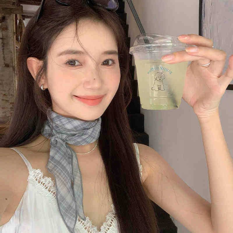 Versione coreana della sciarpa da donna in seta stretta e lunga a quadri blu, versatile e di alta qualità, collo e sciarpa sono molto sottili, novità 2025!_voghion.com