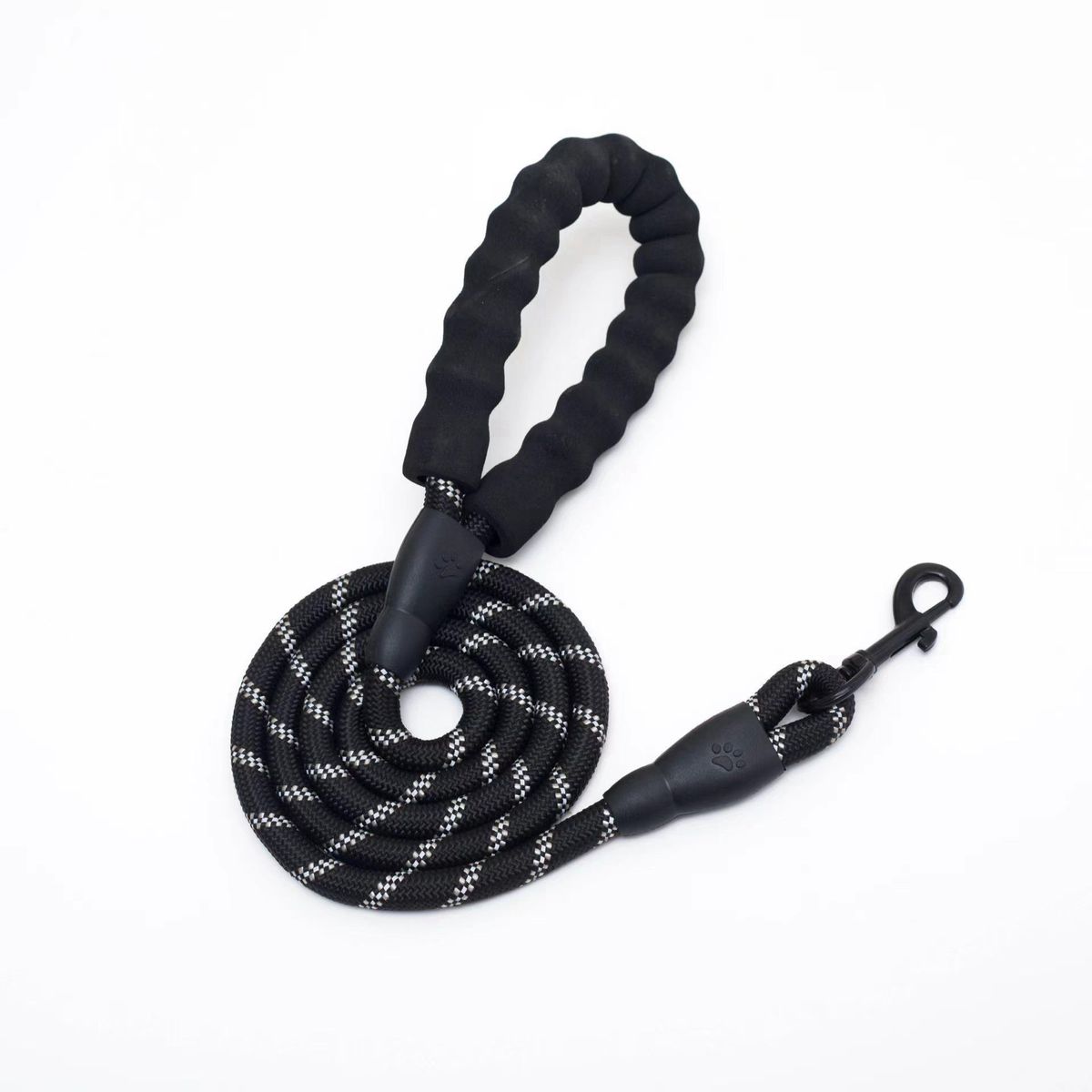 Pet Supplies Reflective Multi-color Nylon Round Rope Large Medium-sized Explosion-proof Dog Foam Handle Leash_voghion.com