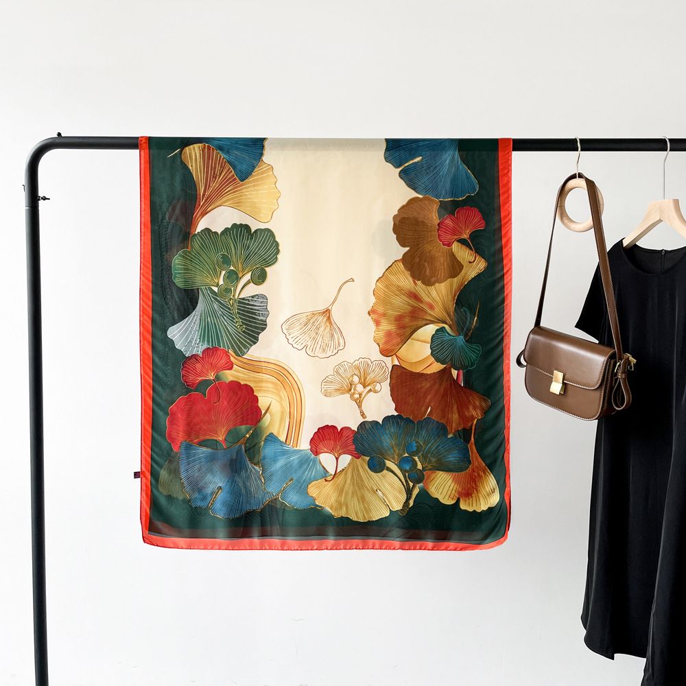 Vår og sommer mellomlang med ginkgo-design simulert silke, vakker natursateng, eksklusivt tekstursjal,_voghion.com